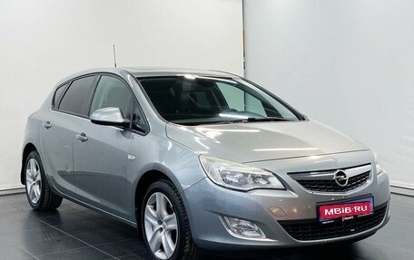 Opel Astra J, 2011 год, 865 000 рублей, 1 фотография