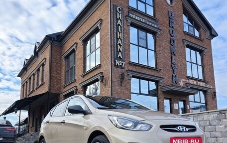 Hyundai Solaris II рестайлинг, 2011 год, 720 000 рублей, 14 фотография