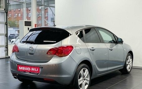 Opel Astra J, 2011 год, 865 000 рублей, 4 фотография