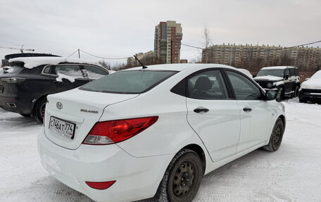 Hyundai Solaris II рестайлинг, 2011 год, 777 000 рублей, 4 фотография