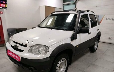 Chevrolet Niva I рестайлинг, 2017 год, 589 000 рублей, 1 фотография