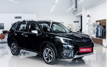 Subaru Forester, 2024 год, 8 300 000 рублей, 3 фотография