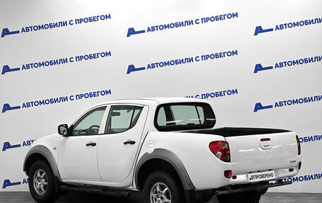 Mitsubishi L200 IV рестайлинг, 2011 год, 1 719 000 рублей, 4 фотография