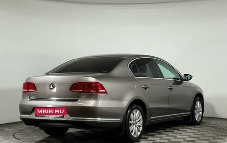 Volkswagen Passat B7, 2011 год, 1 358 000 рублей, 5 фотография