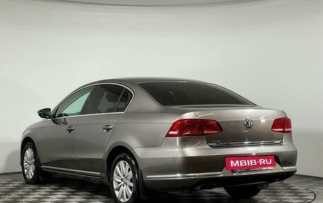 Volkswagen Passat B7, 2011 год, 1 358 000 рублей, 7 фотография