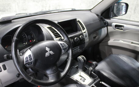 Mitsubishi Pajero Sport II рестайлинг, 2010 год, 1 219 000 рублей, 10 фотография