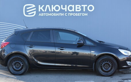 Opel Astra J, 2011 год, 790 000 рублей, 5 фотография