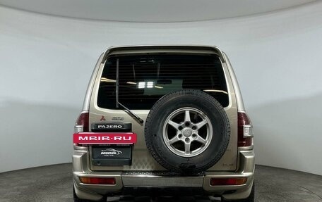 Mitsubishi Pajero III рестайлинг, 2002 год, 6 фотография