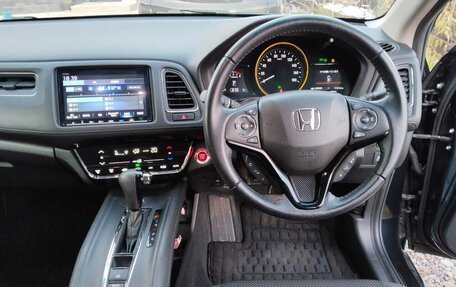 Honda Vezel, 2019 год, 1 999 000 рублей, 13 фотография