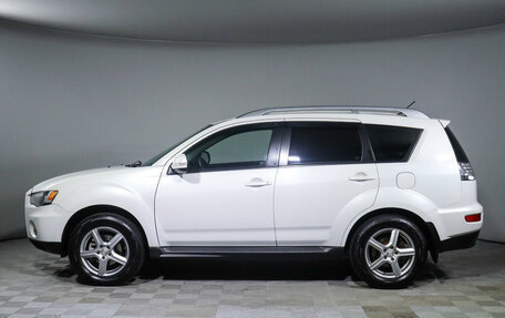 Mitsubishi Outlander III рестайлинг 3, 2010 год, 1 330 000 рублей, 8 фотография