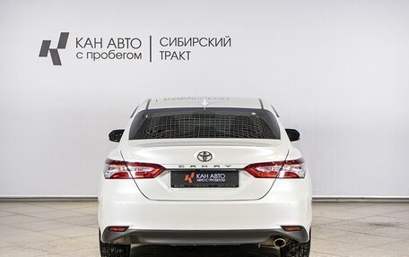 Toyota Camry, 2018 год, 2 800 000 рублей, 9 фотография