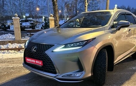 Lexus RX IV рестайлинг, 2020 год, 6 200 000 рублей, 1 фотография