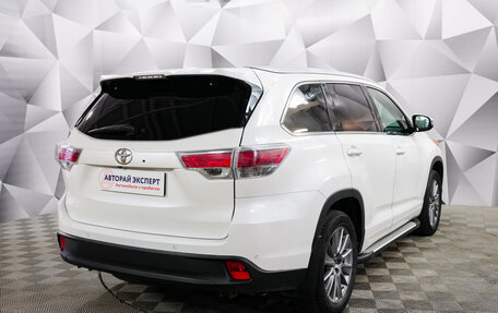 Toyota Highlander III, 2015 год, 3 220 000 рублей, 5 фотография