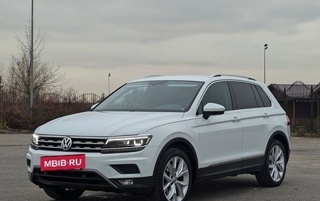 Volkswagen Tiguan II, 2017 год, 2 850 000 рублей, 3 фотография