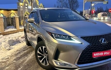 Lexus RX IV рестайлинг, 2020 год, 6 200 000 рублей, 4 фотография