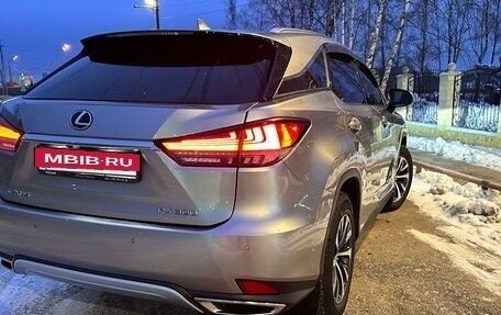 Lexus RX IV рестайлинг, 2020 год, 6 200 000 рублей, 9 фотография