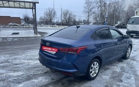 Hyundai Solaris II рестайлинг, 2021 год, 1 500 000 рублей, 4 фотография