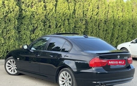 BMW 3 серия, 2011 год, 1 070 000 рублей, 3 фотография