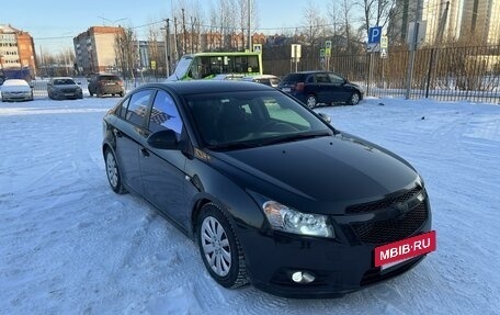 Chevrolet Cruze II, 2010 год, 640 000 рублей, 2 фотография