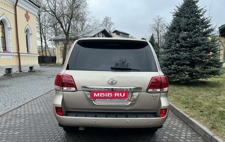 Toyota Land Cruiser 200, 2008 год, 2 650 000 рублей, 6 фотография