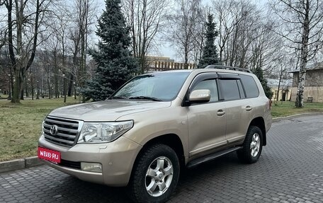 Toyota Land Cruiser 200, 2008 год, 2 650 000 рублей, 9 фотография