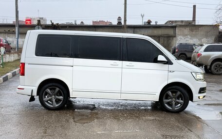 Volkswagen Multivan T6 рестайлинг, 2017 год, 4 650 000 рублей, 5 фотография