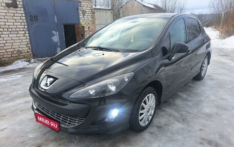 Peugeot 308 II, 2010 год, 419 999 рублей, 1 фотография