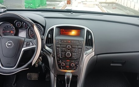 Opel Astra J, 2012 год, 890 000 рублей, 11 фотография