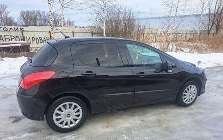 Peugeot 308 II, 2010 год, 419 999 рублей, 3 фотография