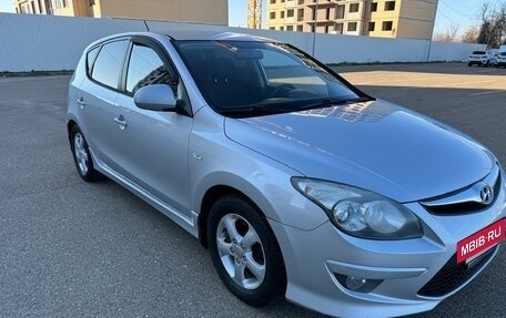 Hyundai i30 I, 2010 год, 730 000 рублей, 2 фотография