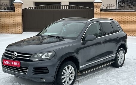 Volkswagen Touareg III, 2012 год, 1 850 000 рублей, 2 фотография