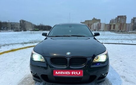 BMW 5 серия, 2004 год, 780 000 рублей, 1 фотография