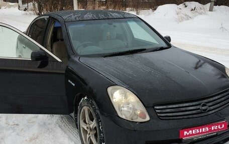 Nissan Skyline, 2002 год, 520 000 рублей, 5 фотография