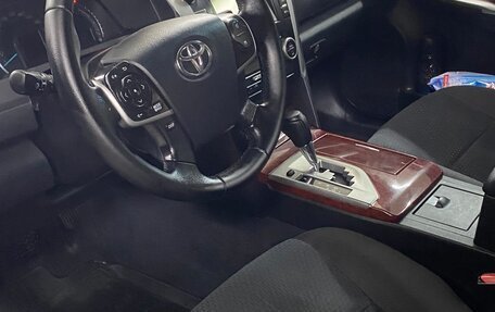 Toyota Camry, 2013 год, 1 800 000 рублей, 7 фотография