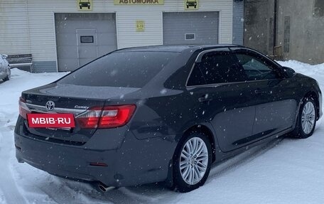 Toyota Camry, 2013 год, 1 800 000 рублей, 4 фотография