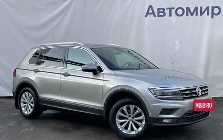 Volkswagen Tiguan II, 2017 год, 2 080 000 рублей, 3 фотография