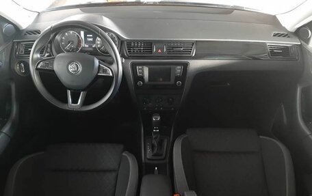 Skoda Rapid I, 2015 год, 1 365 000 рублей, 9 фотография