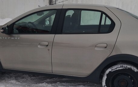 Renault Logan II, 2019 год, 1 450 000 рублей, 5 фотография