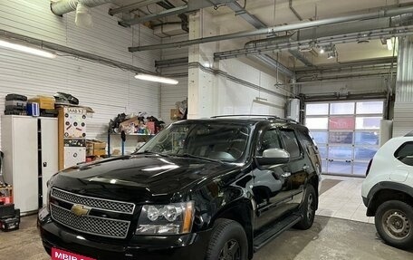 Chevrolet Tahoe III, 2008 год, 1 750 000 рублей, 1 фотография