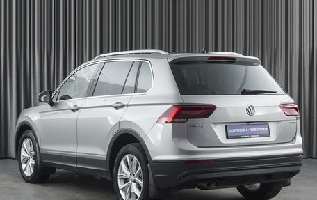 Volkswagen Tiguan II, 2020 год, 3 599 000 рублей, 2 фотография