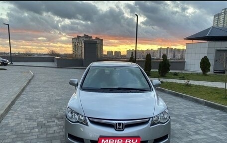 Honda Civic VIII, 2008 год, 979 000 рублей, 3 фотография