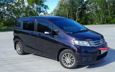 Honda Freed I, 2012 год, 1 320 000 рублей, 8 фотография