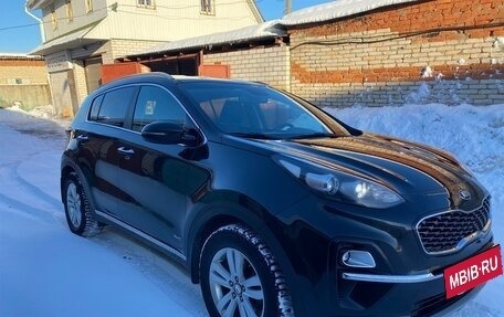 KIA Sportage IV рестайлинг, 2019 год, 2 100 000 рублей, 2 фотография