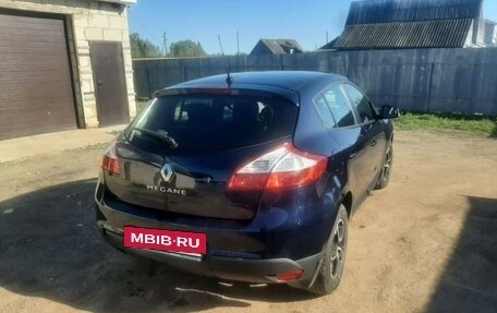 Renault Megane III, 2013 год, 650 000 рублей, 2 фотография