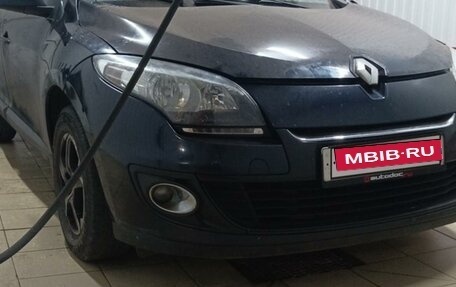 Renault Megane III, 2013 год, 650 000 рублей, 4 фотография