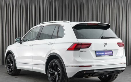 Volkswagen Tiguan II, 2018 год, 3 079 000 рублей, 2 фотография