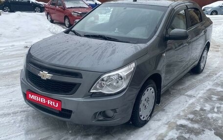 Chevrolet Cobalt II, 2013 год, 620 000 рублей, 2 фотография