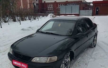 Opel Vectra B рестайлинг, 1996 год, 300 000 рублей, 1 фотография