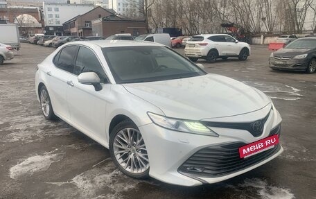 Toyota Camry, 2018 год, 2 500 000 рублей, 3 фотография