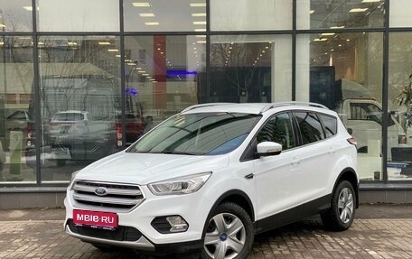 Ford Kuga III, 2018 год, 2 090 000 рублей, 1 фотография